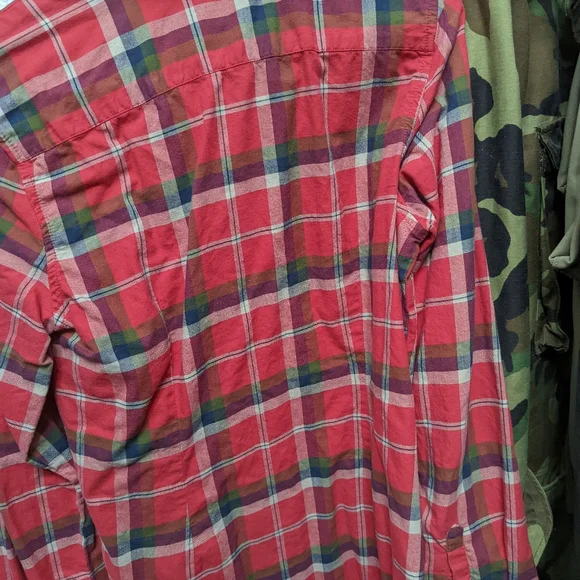 Long sleeve button up shirt - Picture 4 of 7